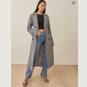 🌿|NWT| Reformation Belgium Linen Trench